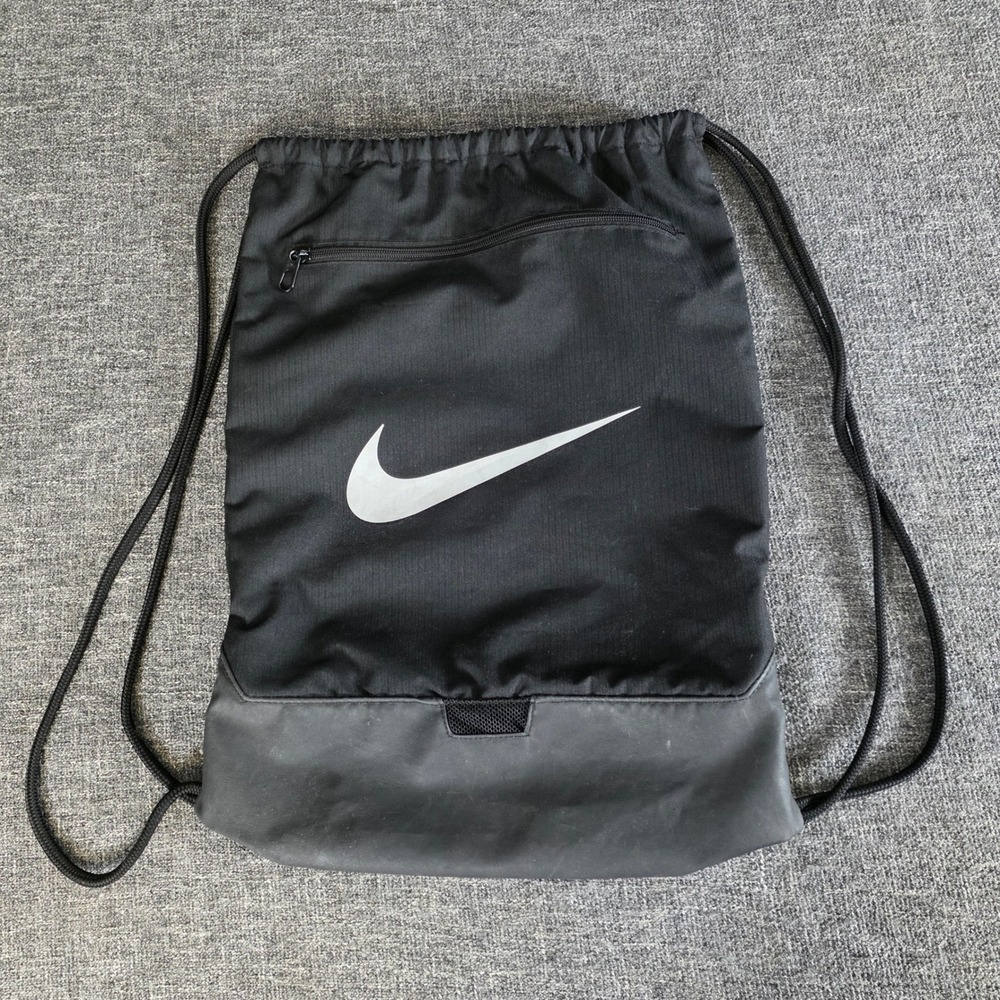 Nike Black Drawstring Cinch Sackpack Gym Bag with Front Zip Pocket
